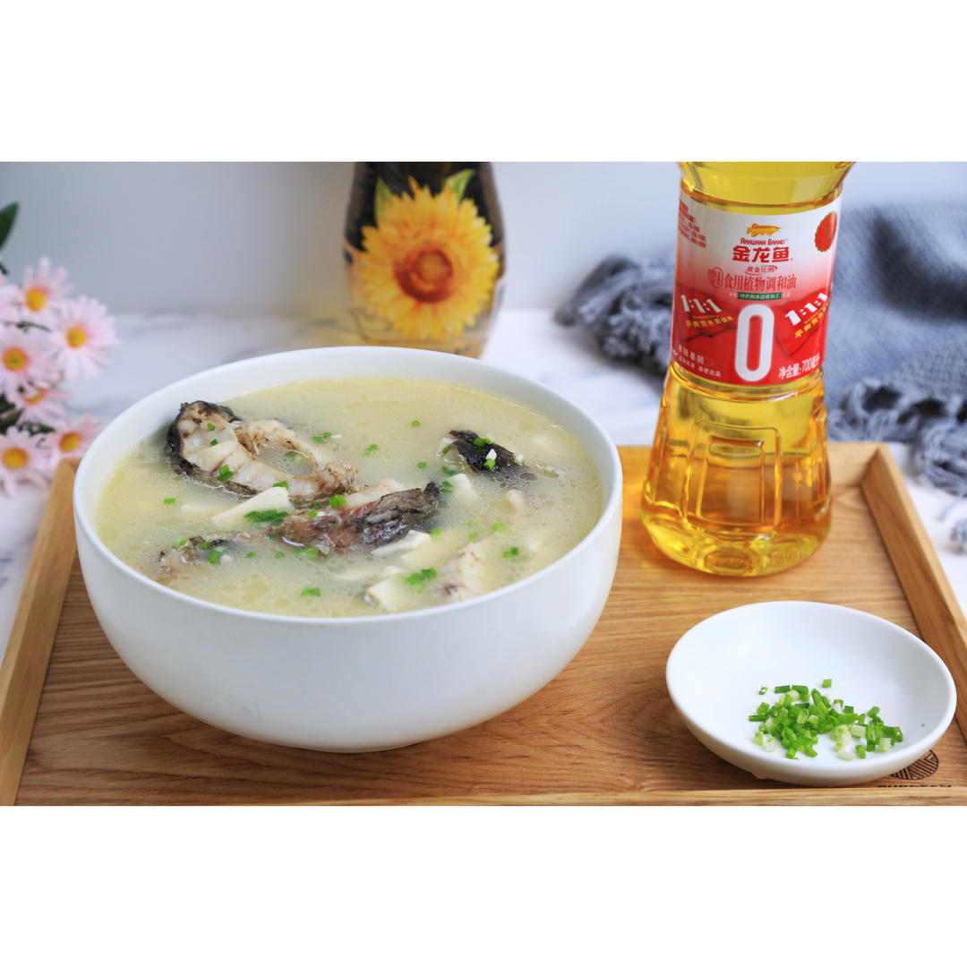 熬夜滋补｜鱼头豆腐煲