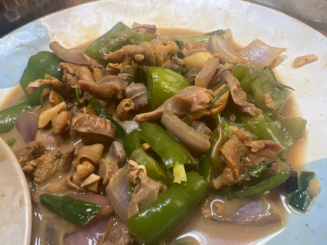 青椒炒鸡杂