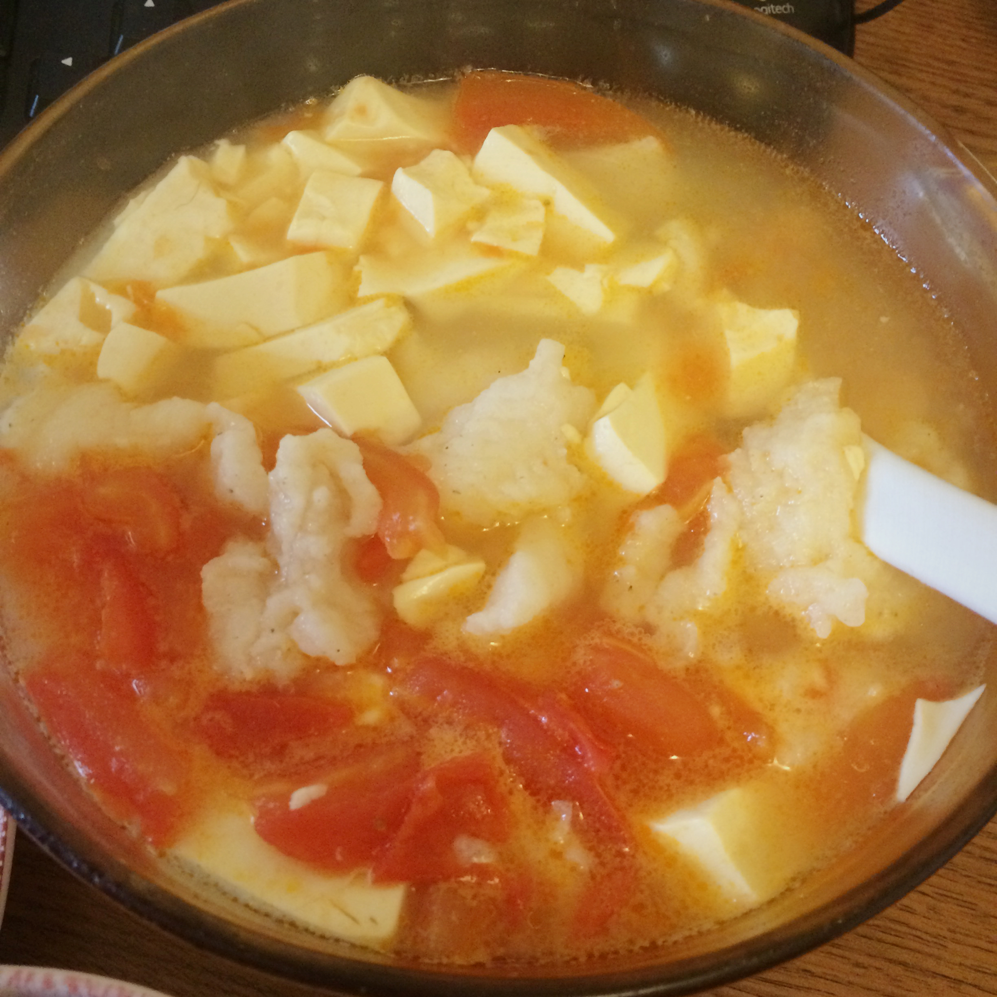番茄龙利鱼豆腐汤