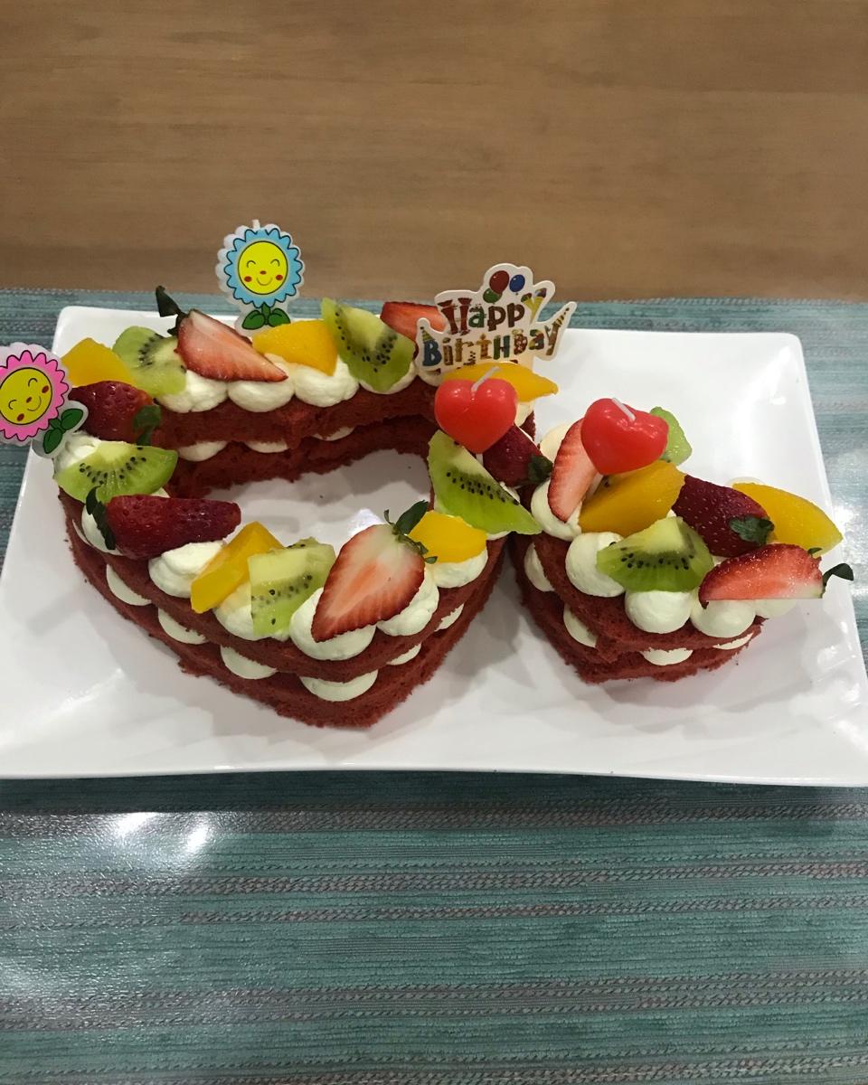 情人节心形红丝绒蛋糕