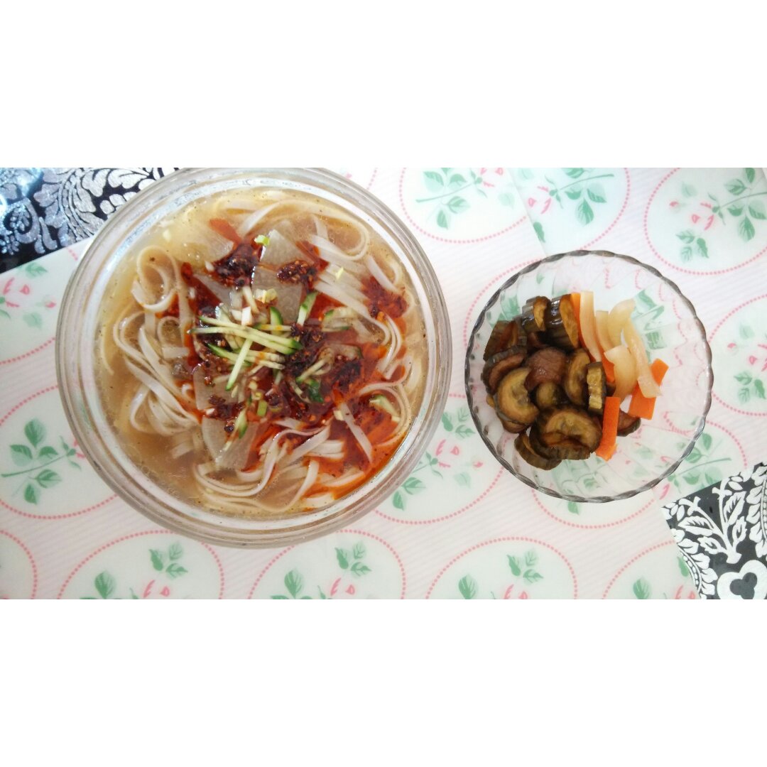 【脆腌三杯小酱瓜】煮煮很容易