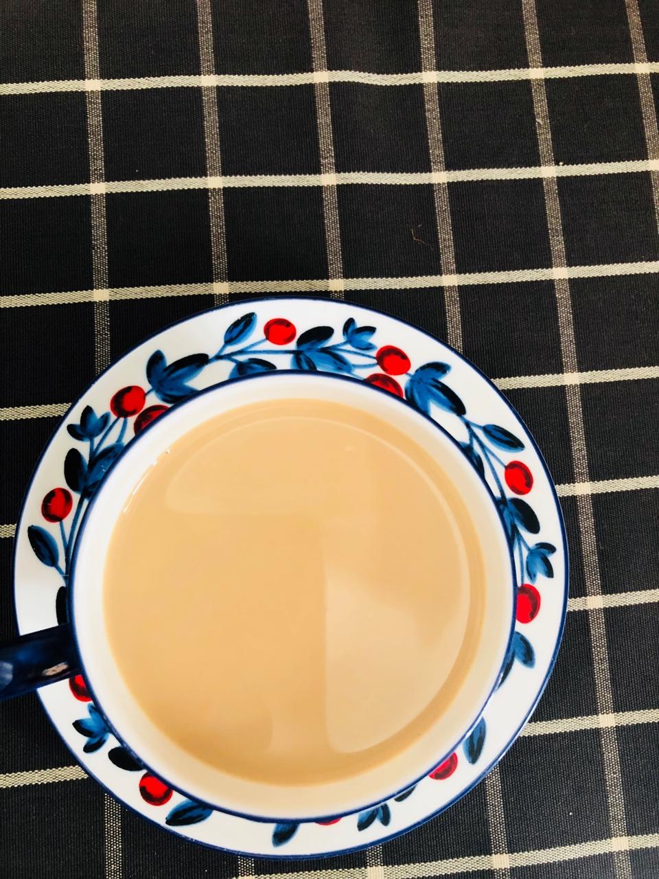 正宗港式丝袜奶茶-史上最强最详细的食谱！新增拉茶视频😍奶香茶靓！