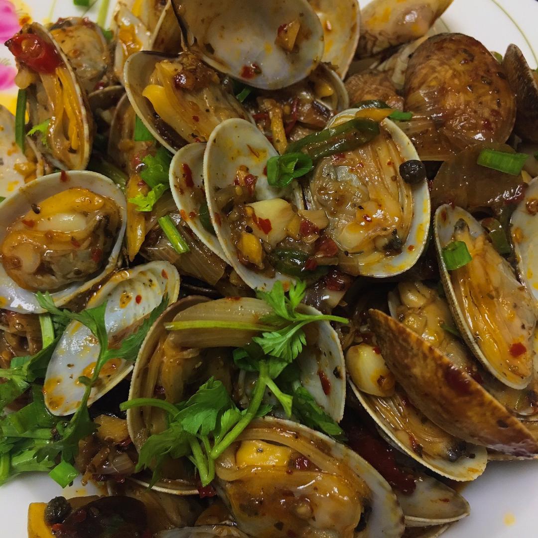 年夜饭家宴必备蒜蓉拌花甲