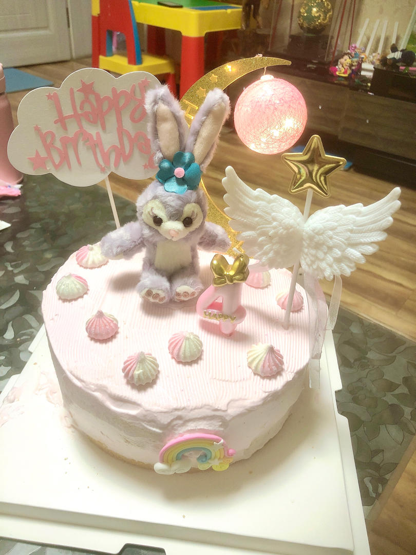 红心火龙果调色奶油蛋糕