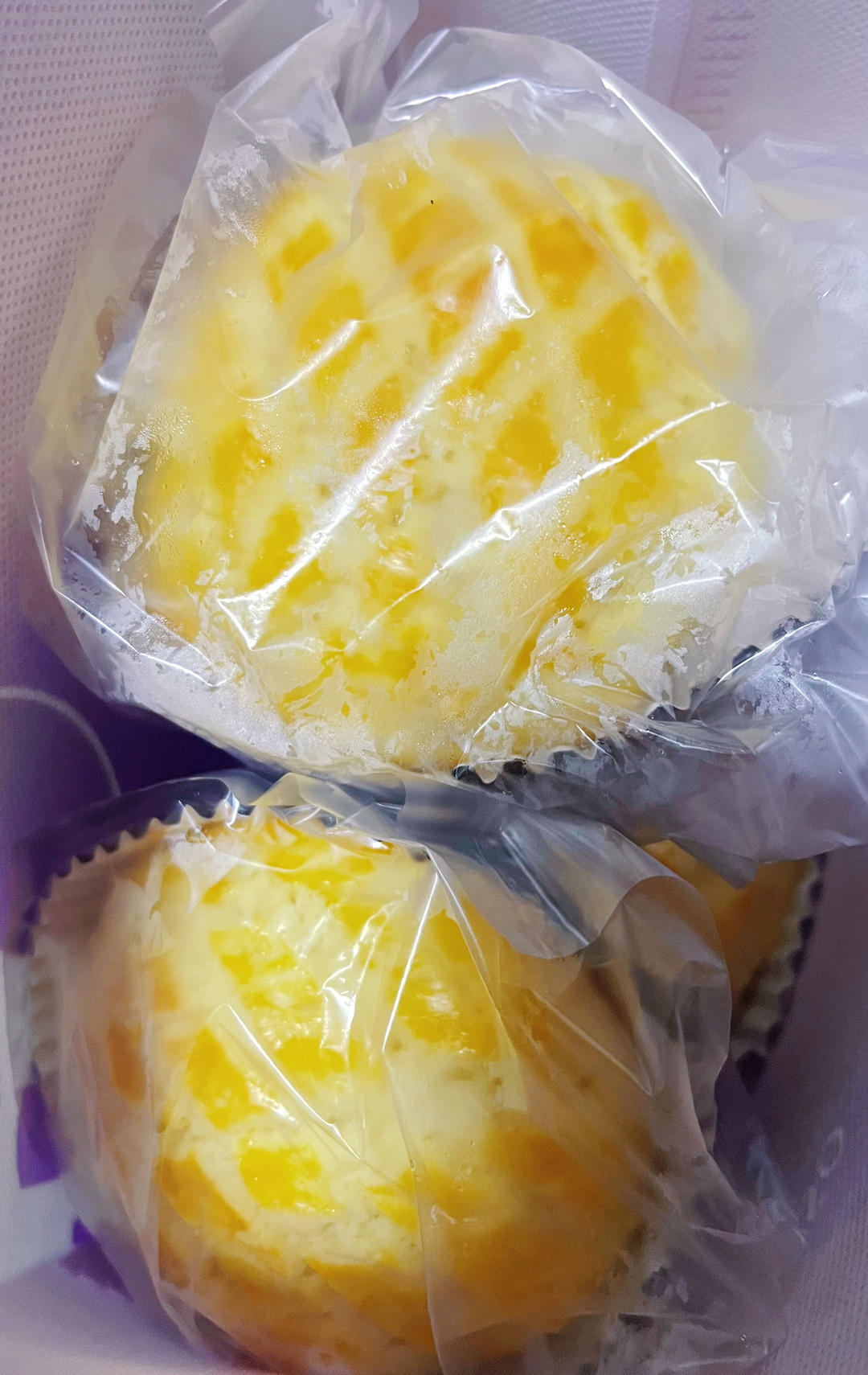 好吃到炸裂的港式菠萝包（附带制作酥皮的小视频）