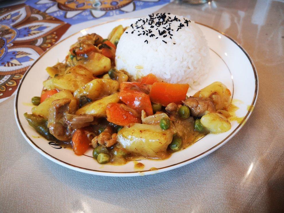 咖喱鸡肉饭