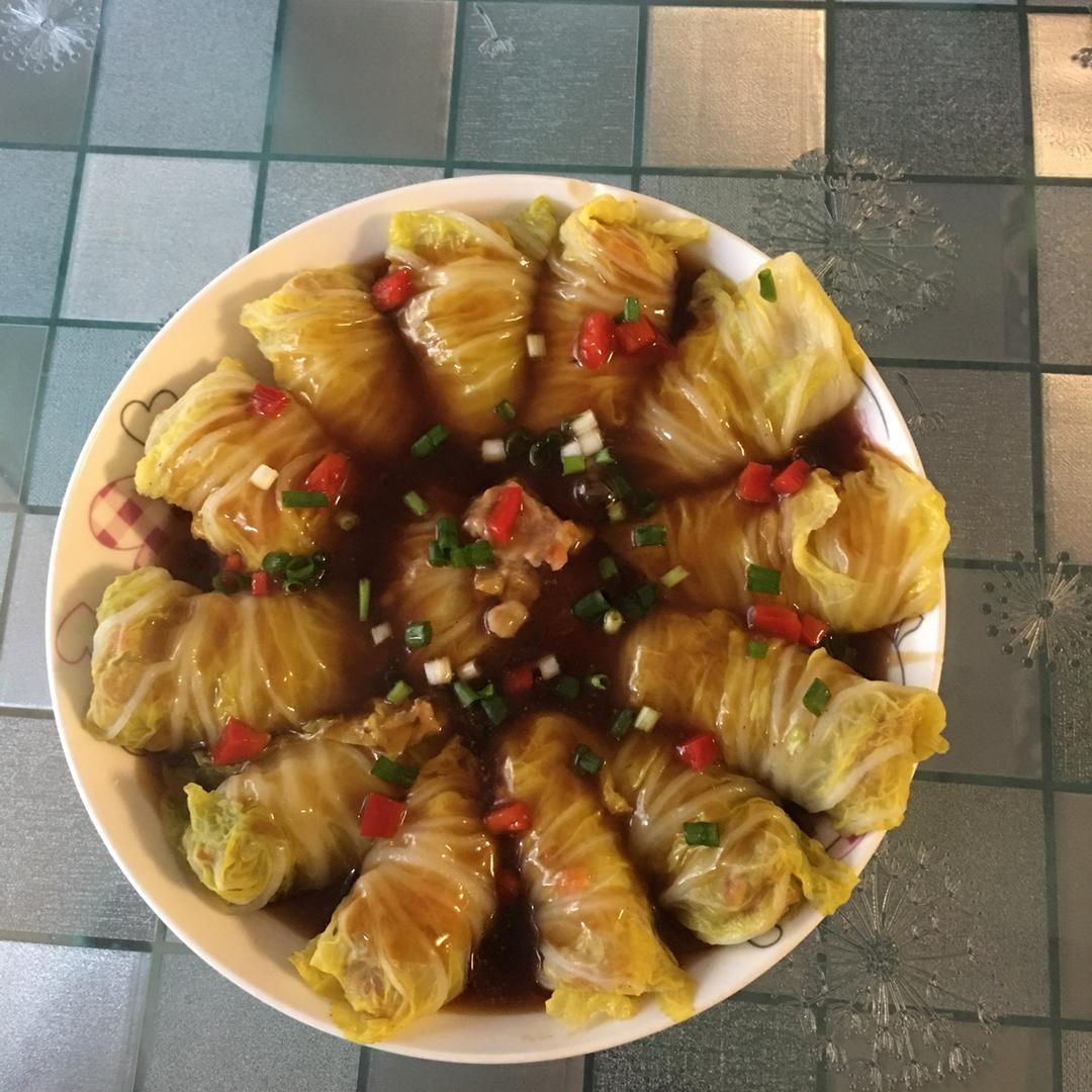 过年餐桌上必备的一道菜，翡翠白玉卷