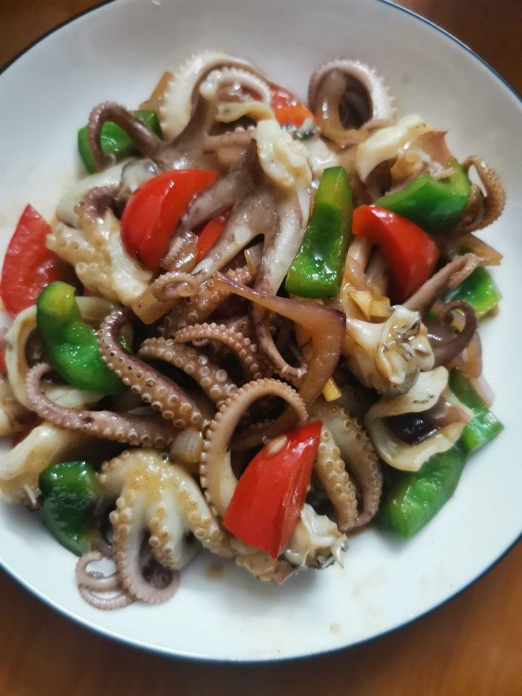 两步搞定脆嫰鲜美的葱爆八爪鱼