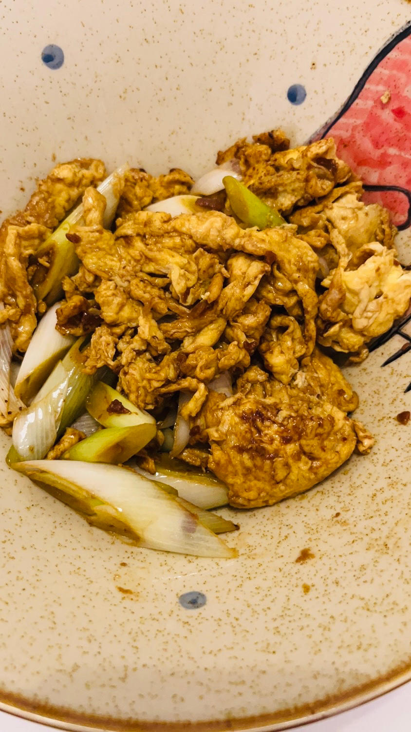 大酱炒鸡蛋（超级下饭菜）