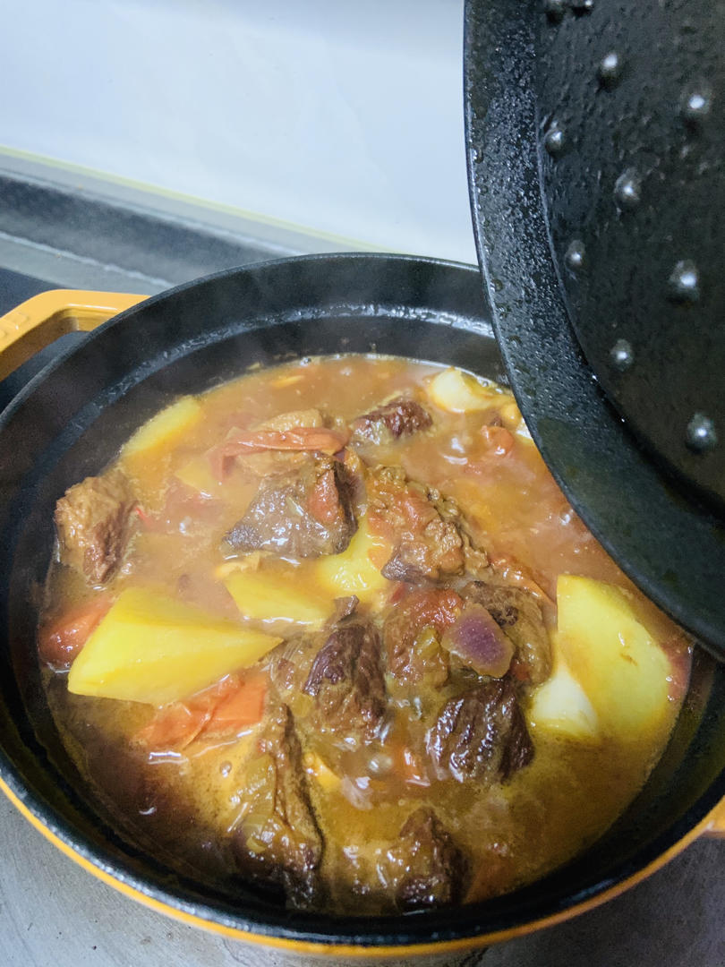 番茄土豆炖牛腩