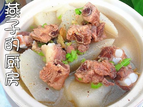 萝卜排骨汤的做法