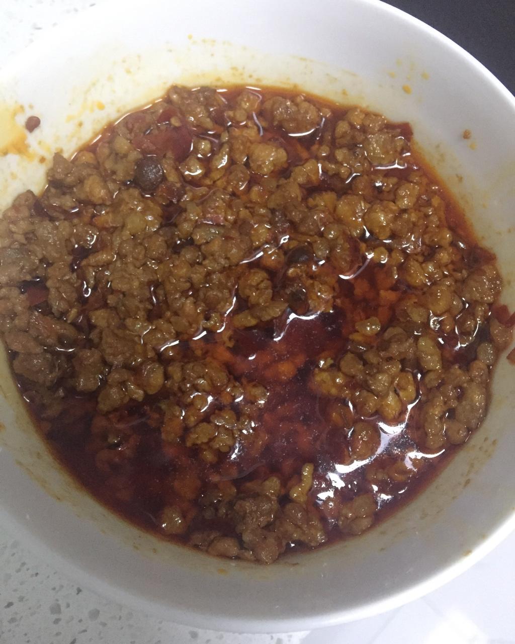 被小王子遗忘的小狐狸做的肉末炸酱