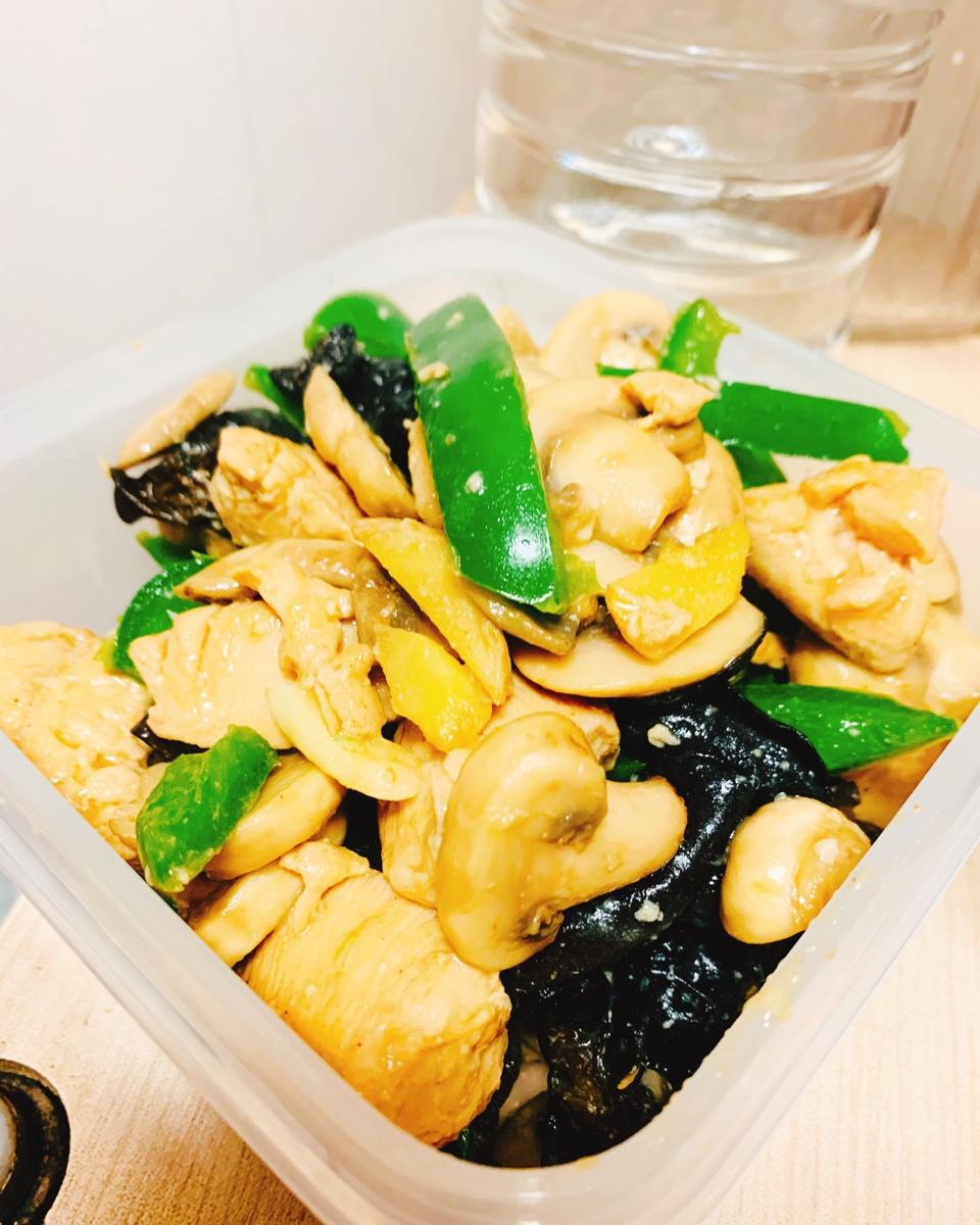 蘑菇滑鸡（香菇滑鸡）