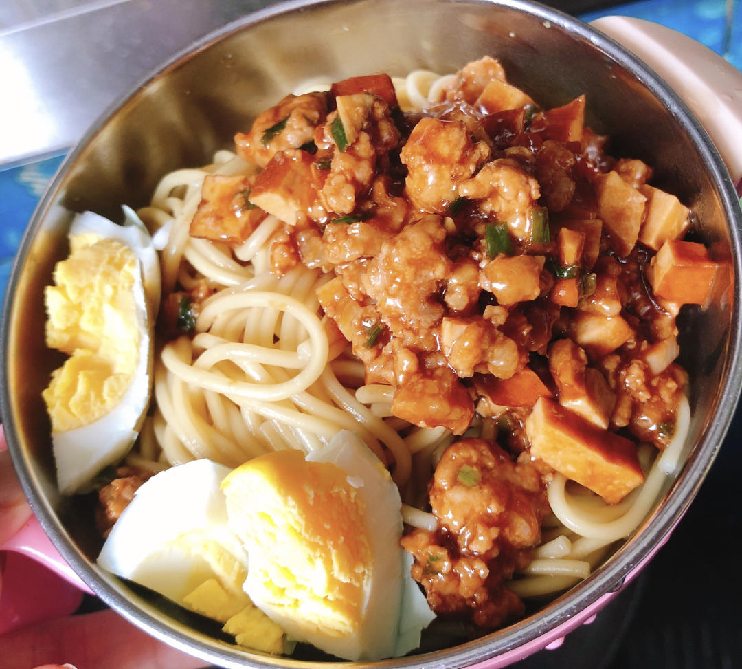 🔥秘制老北京炸酱面❗️连吃三碗都不够