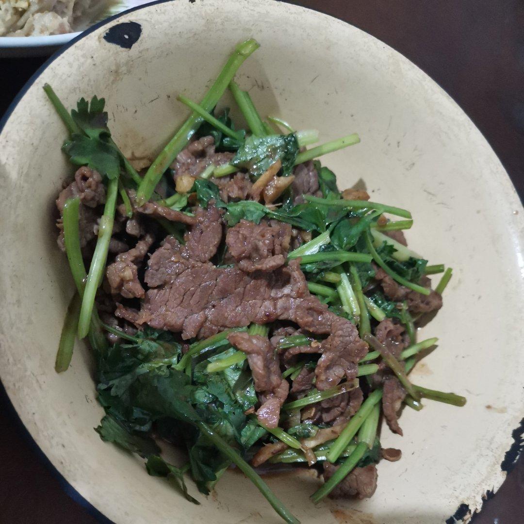 香菜牛肉