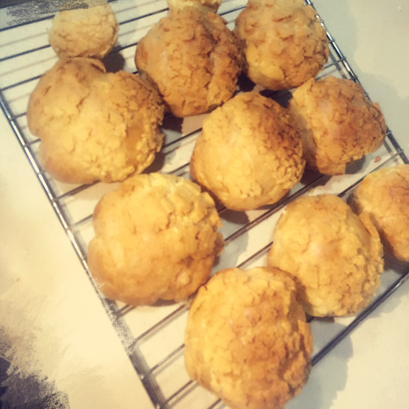 酥皮奶油泡芙--#皮黑森林#