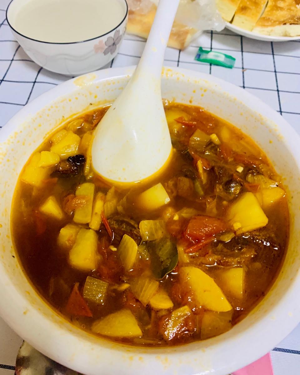 番茄土豆炖牛腩