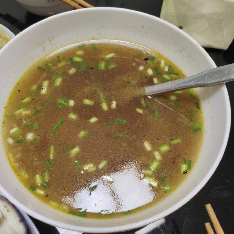 明明是素汤 却鲜得像鸡汤一样的「口蘑汤」