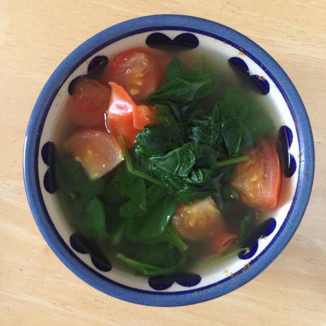 番茄鸡蛋菠菜汤