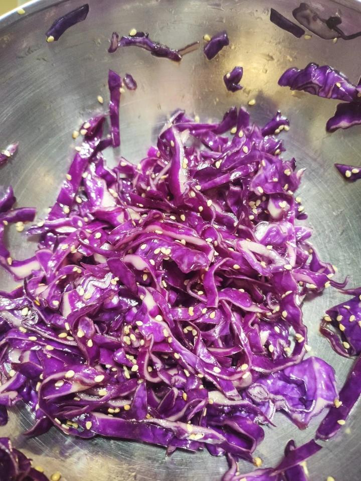 凉拌紫甘蓝（新手可以冲！！）