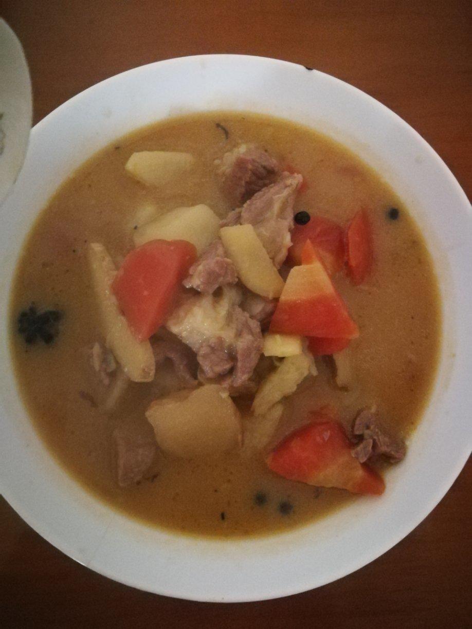 牛肉炖土豆