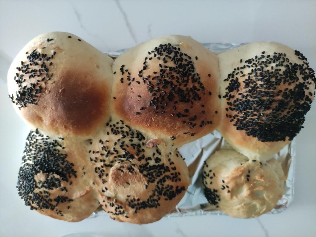 一次发酵，松软拉丝的牛奶小餐包