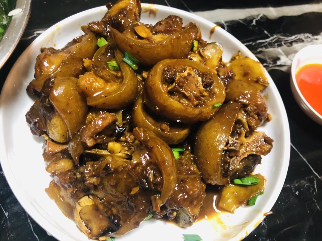 红烧牛尾