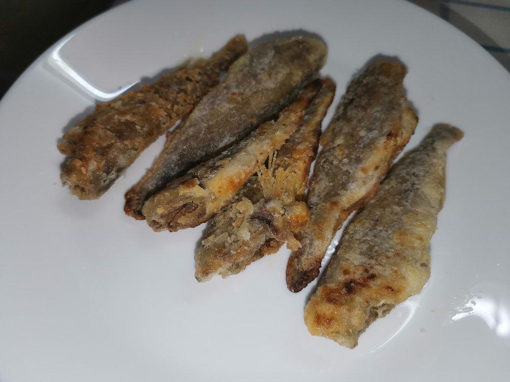 香煎小黄鱼