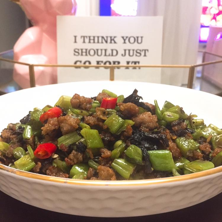 榄菜肉末四季豆