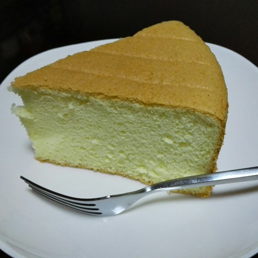 简单好做的8寸戚风蛋糕