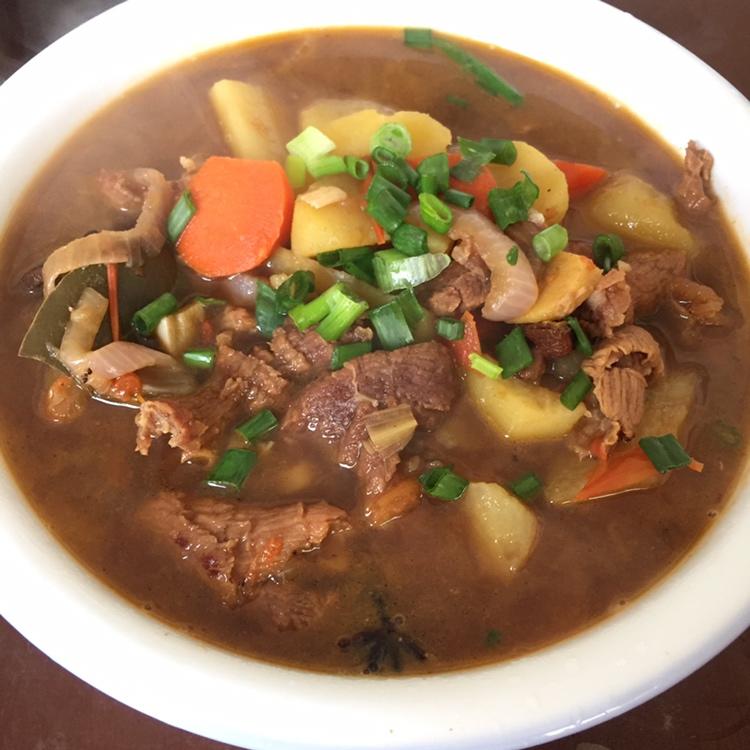 番茄土豆炖牛腩