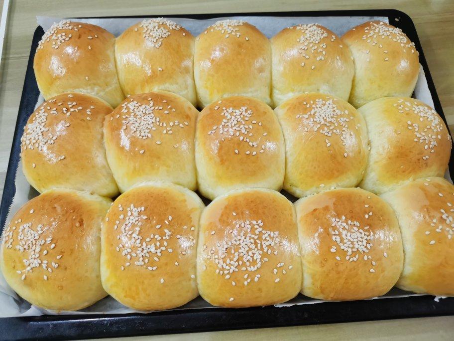 🥛超简单快手，柔软拉丝，一次发酵，牛奶小餐包