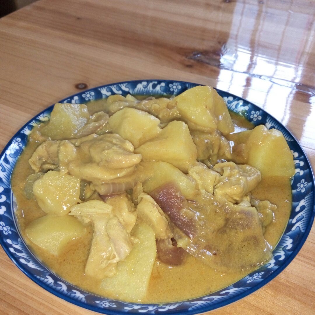 泰式黄咖喱鸡