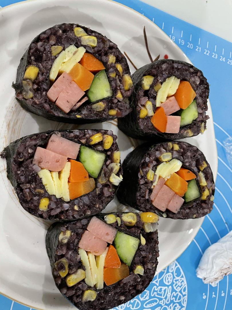 高颜值的紫菜包饭