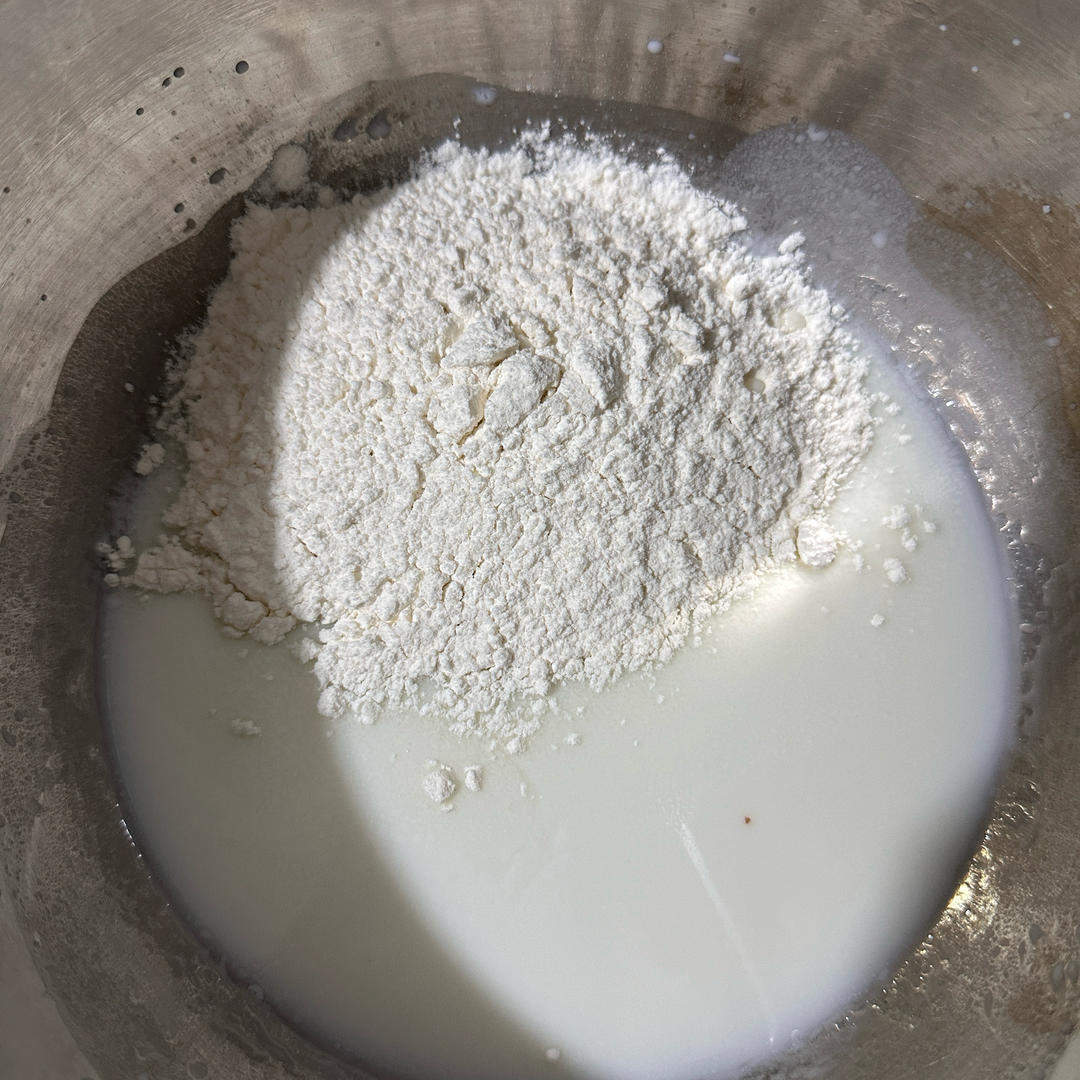 纯奶手撕吐司的做法 步骤1