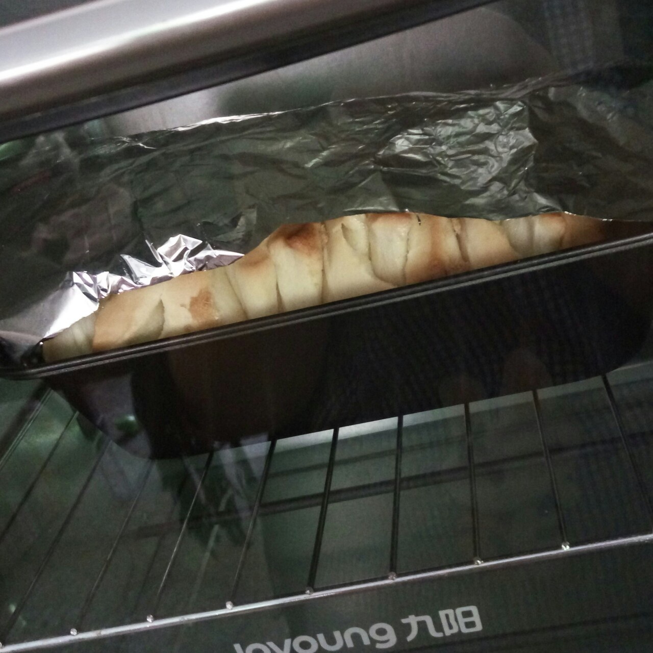 手撕千层肉松面包