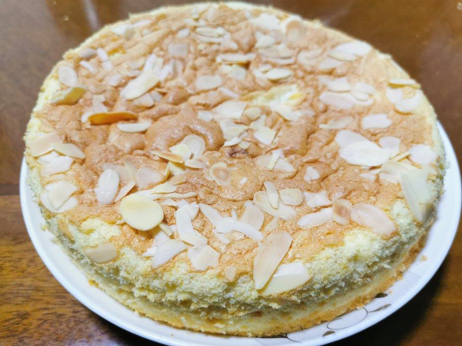 乐葵杏仁片海绵蛋糕