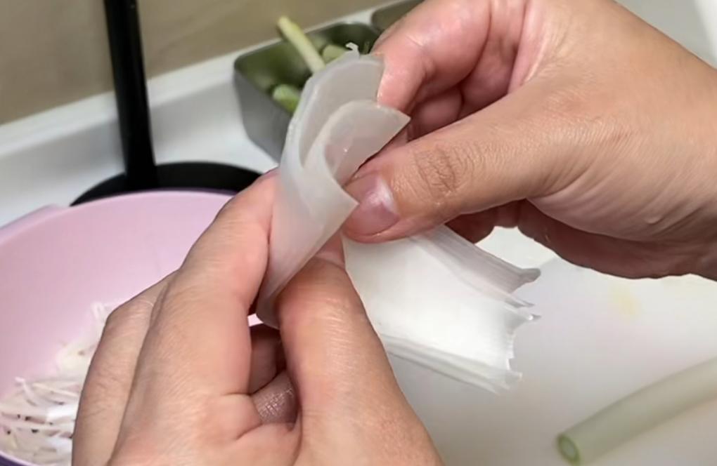 拌葱丝的做法