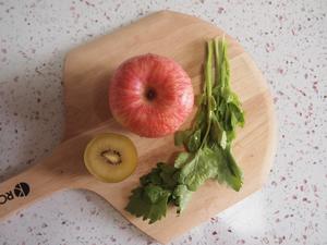 玩转破壁机---果蔬汁轻断食瘦身食谱的做法 步骤3