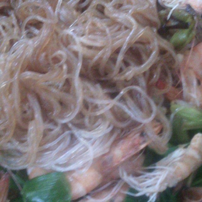 蒜蓉粉丝蒸大虾