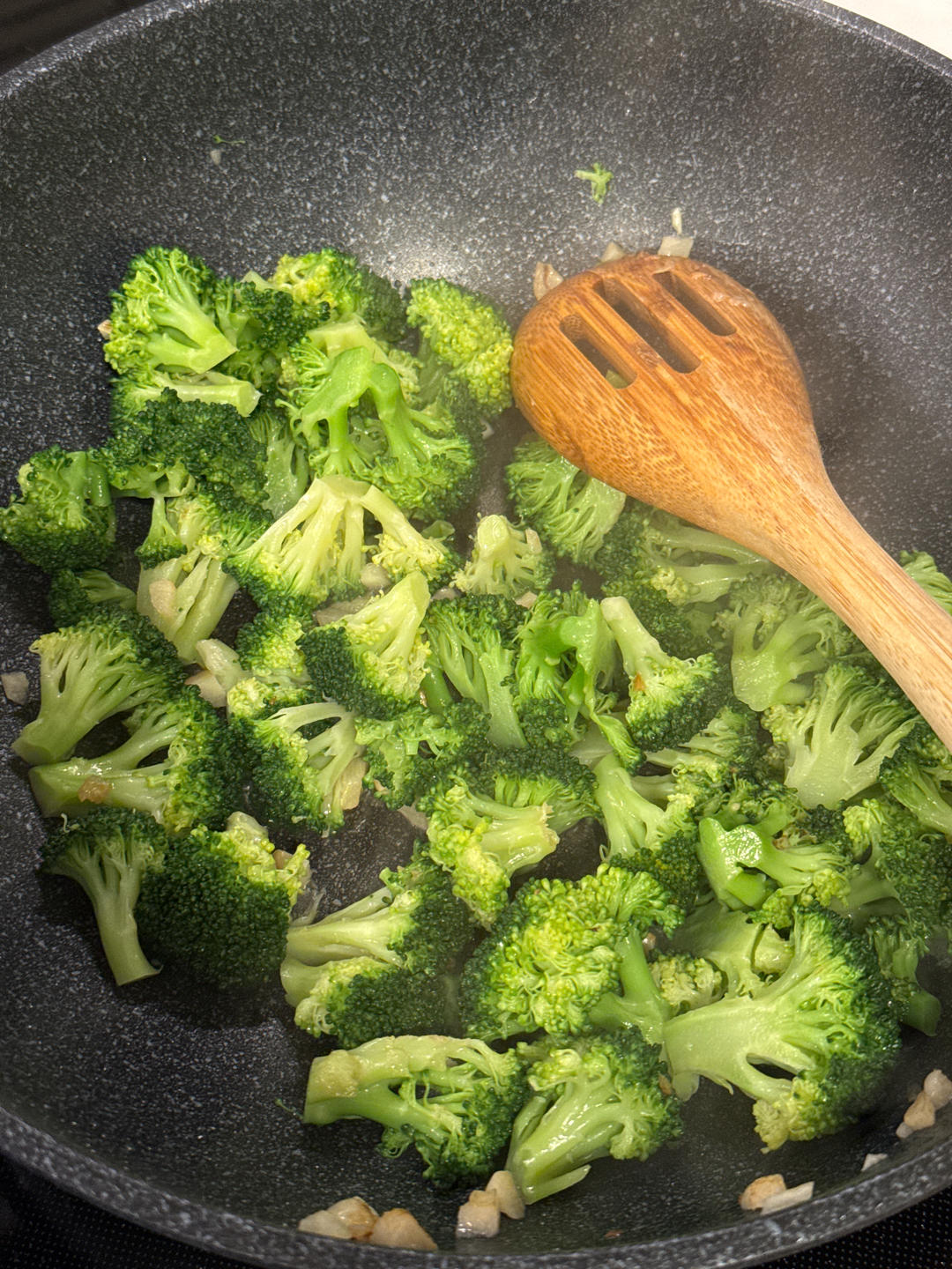 清炒西蓝花