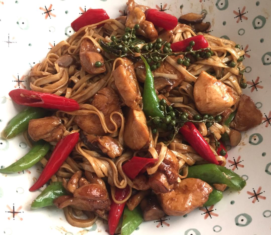 双椒鸡捞面