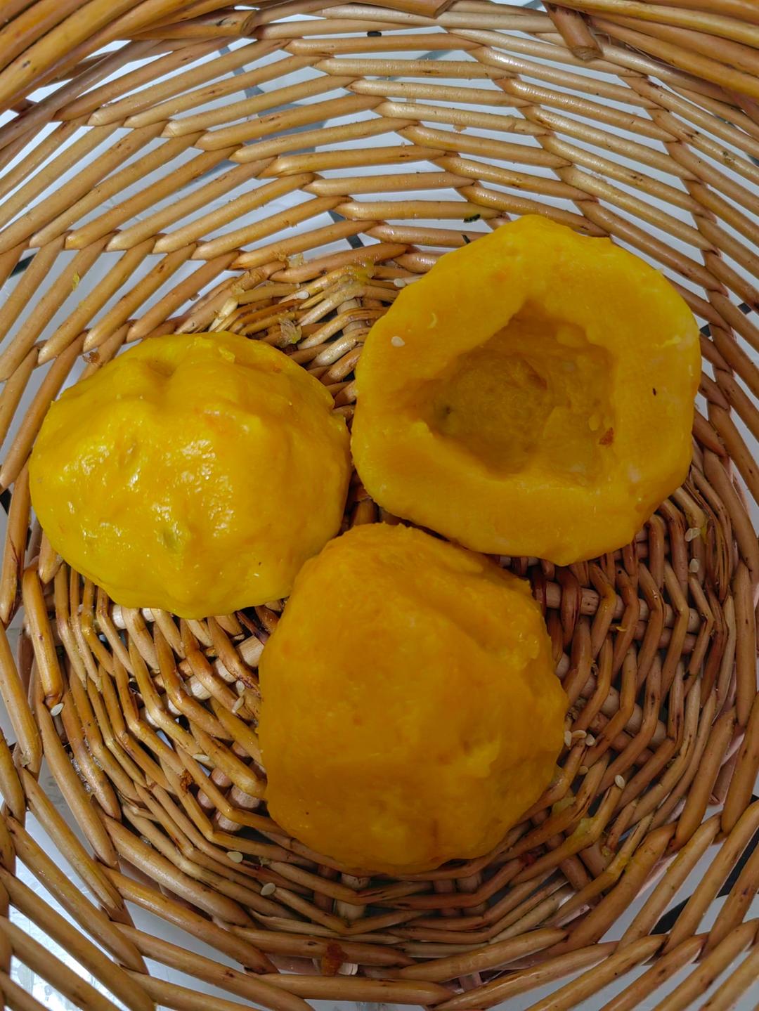 纯玉米面窝窝头(烫面.不发酵)