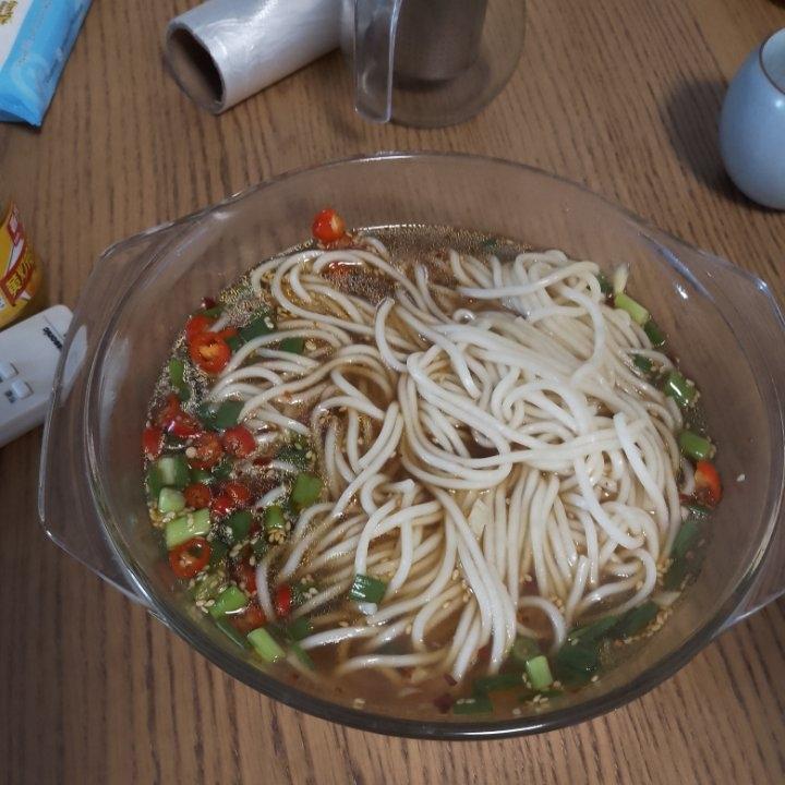 五分钟搞定的酸辣面