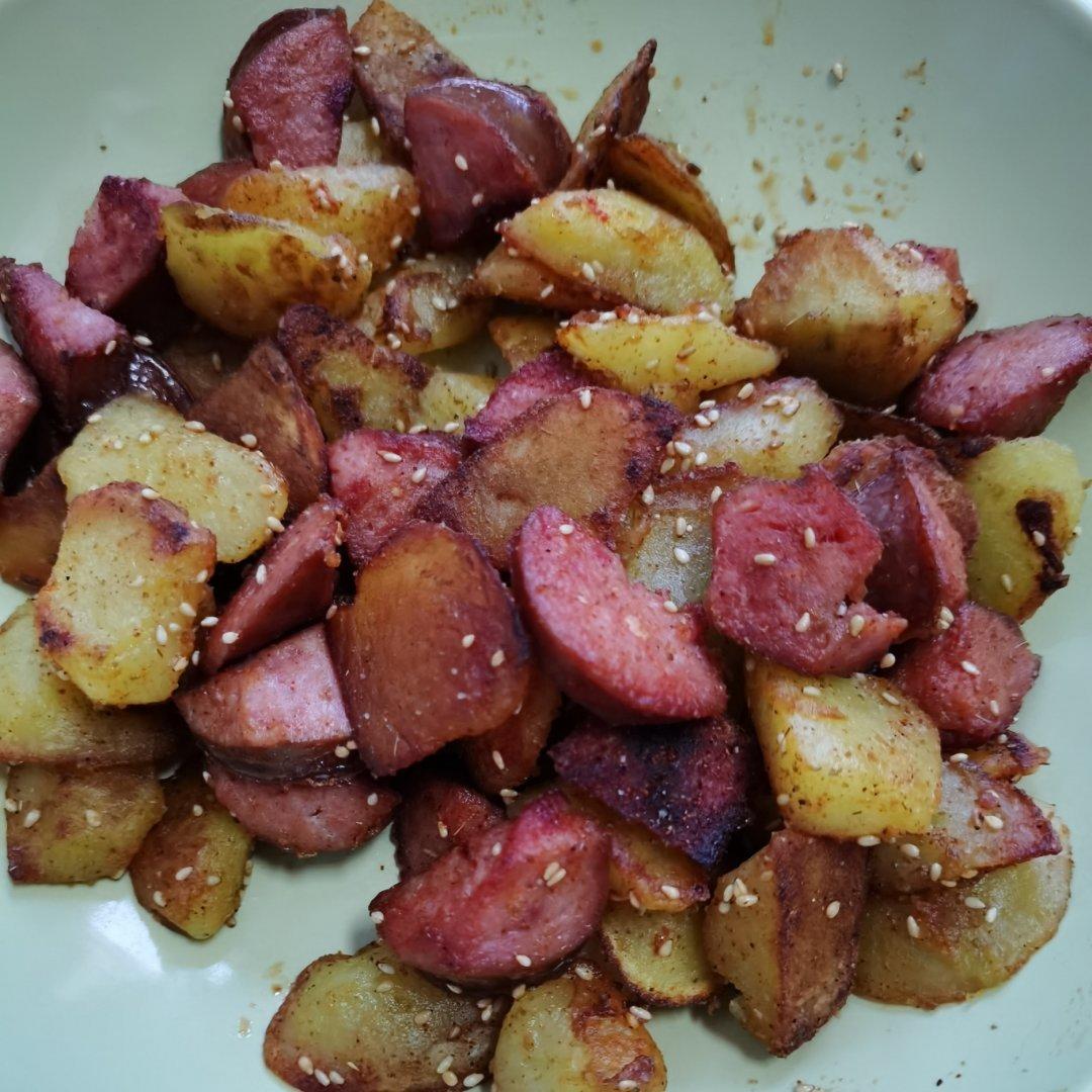 香辣孜然火腿土豆丁