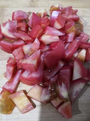 西红柿乱炖金针菇的做法 步骤2