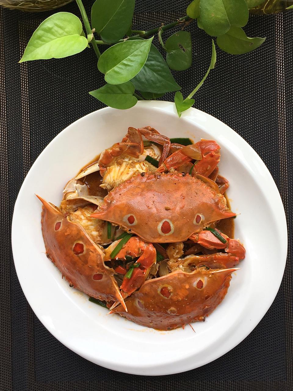 00荷塘月色做的酱炒螃蟹六月黄毛豆