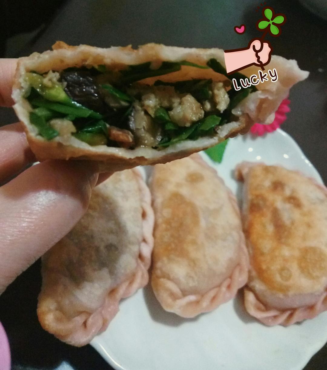 韭菜盒子的做法