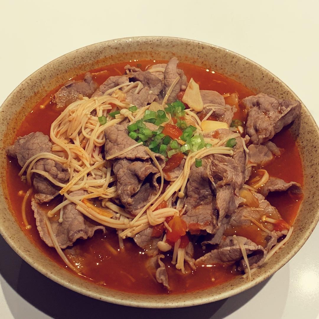番茄肥牛