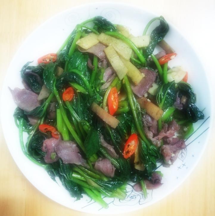 蔬肉混搭-鸡胗炒苕尖的做法